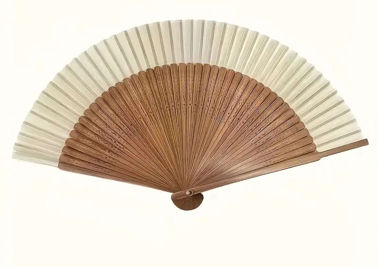 Abanico de Mano de Bambú y Tela – Elegancia Natural y Estilo Minimalista
