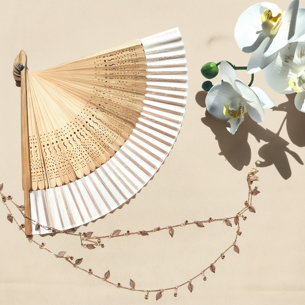 Abanico de fiesta colgante de Bambú y Tela – Elegancia Natural y Estilo Minimalista para fiestas y eventos
